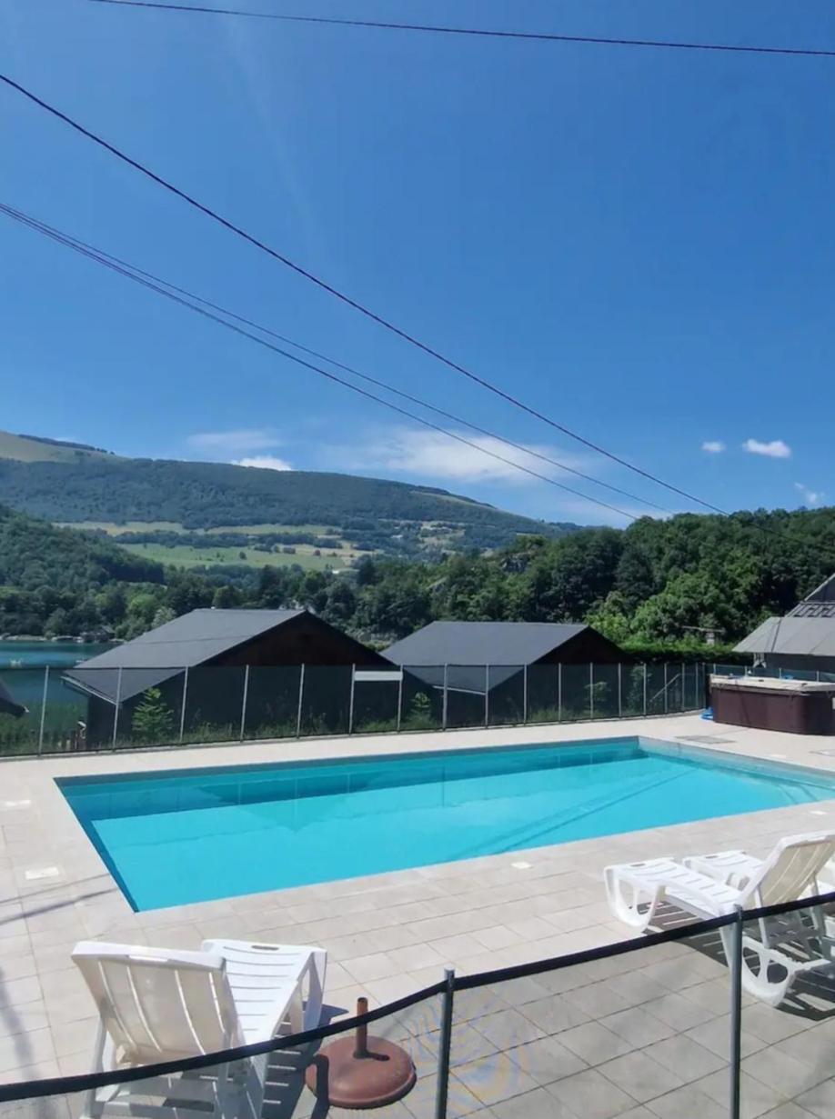 Chalet Bord De Lac Avec Piscine N2E Laffrey Esterno foto