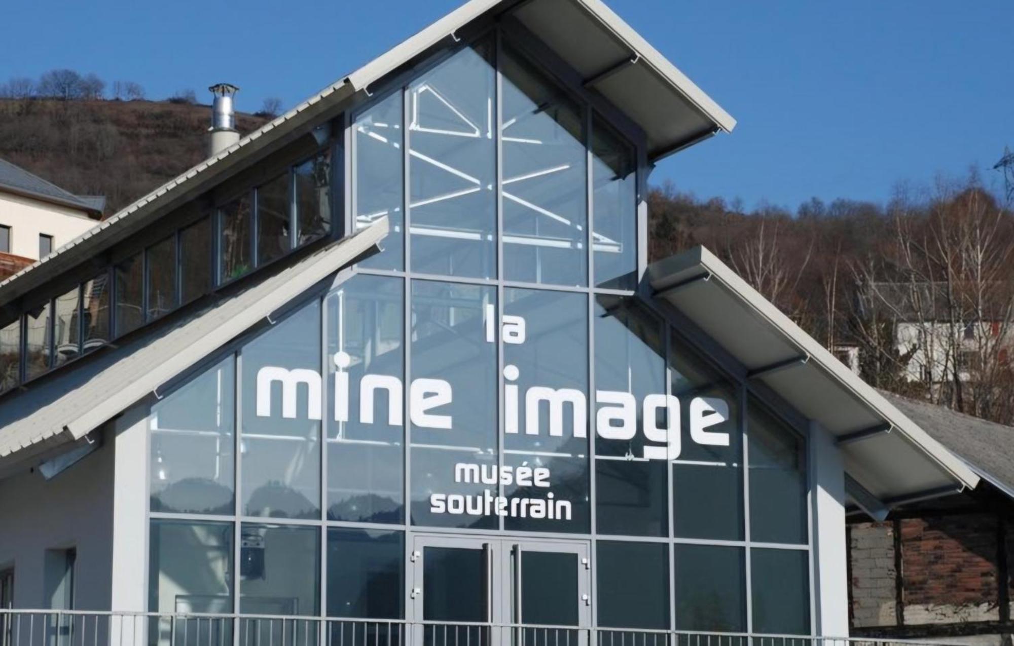 Chalet Bord De Lac Avec Piscine N2E Laffrey Esterno foto